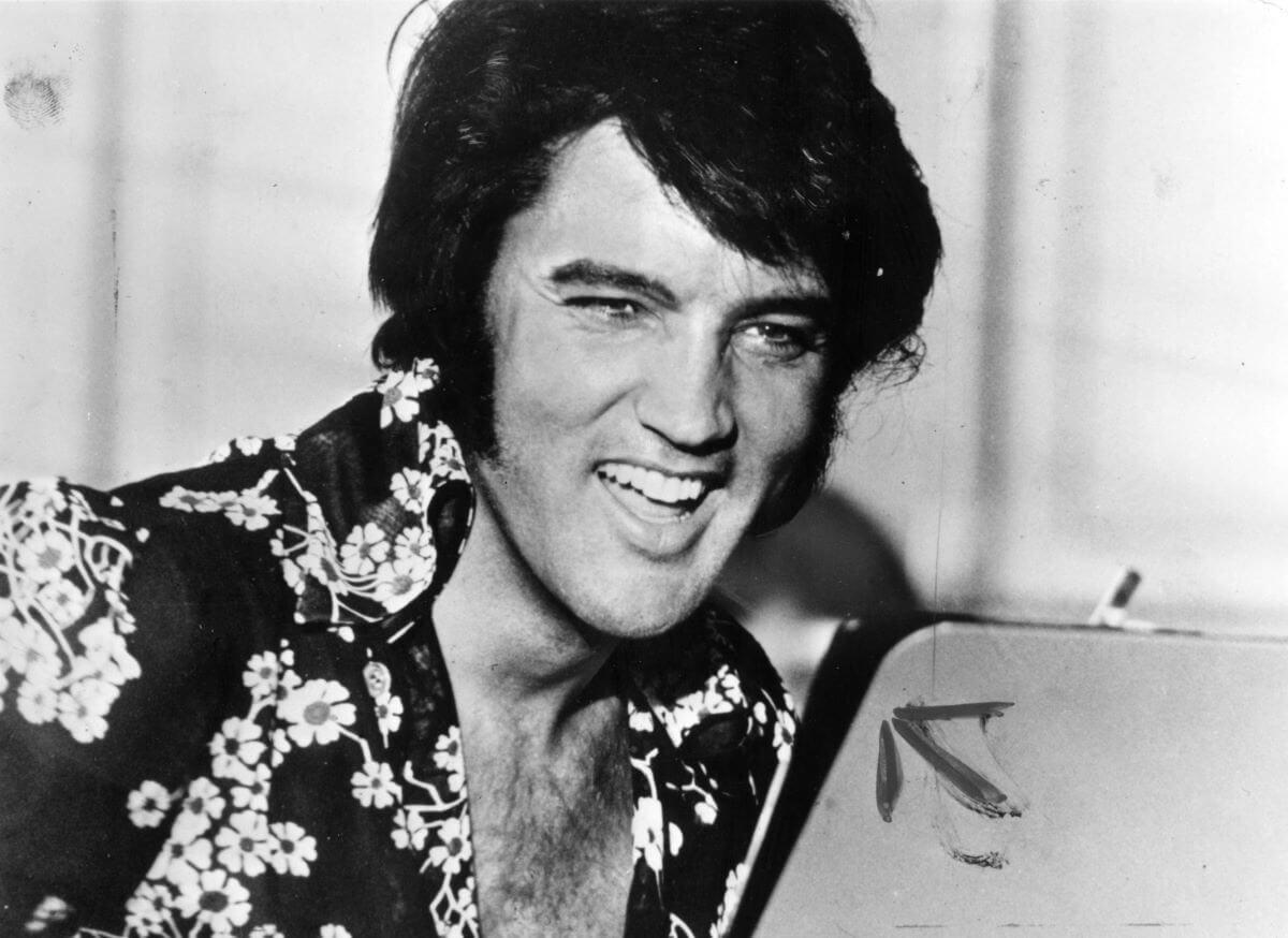 Read more about the article Elvis Presley Had a Lifelong Fear of Sleepwalking After Wandering Out of the House in His Underwear