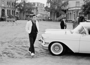 Read more about the article Johnny Carson Joked Elvis Presley Gave Everyone Cadillacs — Even Companions That Couldn’t Drive