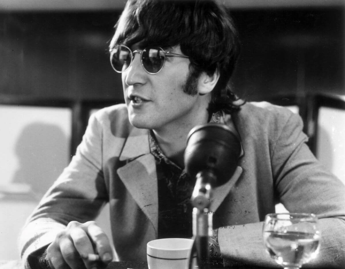 You are currently viewing John Lennon ‘Wasn’t Too Happy’ to Learn His Voice Had Been Erased From Part of a Popular Beatles Song