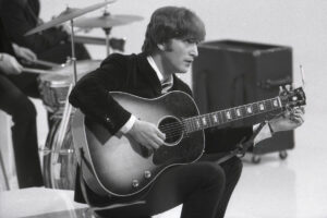 Read more about the article John Lennon Always Made It Clear He Was Bored When The Beatles Worked on Songs He Didn’t Write