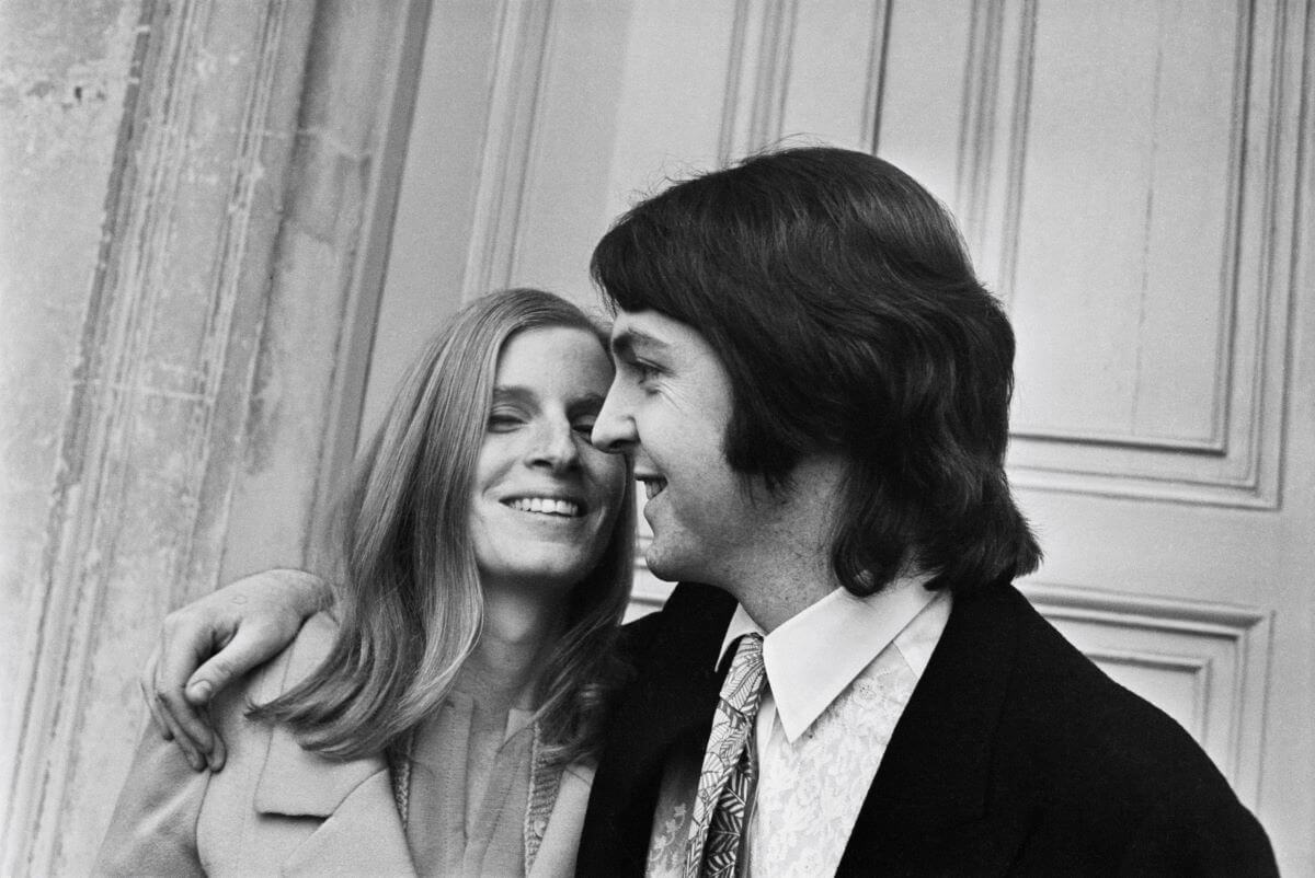 You are currently viewing Paul McCartney Shared How His 1st Wife Linda Freed Him of a ‘Bulls***’ Beatles Habit