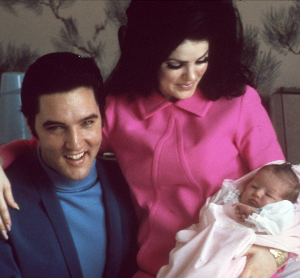 You are currently viewing When Priscilla Presley Realized She’d ‘Neglected’ Elvis Presley’s Daughter