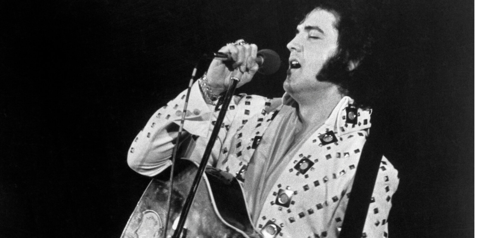 You are currently viewing Elvis Presley’s Las Vegas Record Broken By This 1970s Music Icon