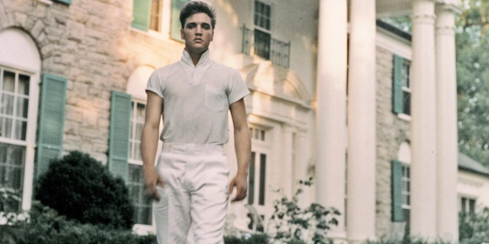 Read more about the article Elvis Presley’s Graceland: Who Was the Last Person to Live at the King’s Historic Memphis Home?