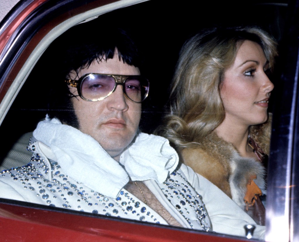 You are currently viewing Why Elvis Presley’s Lover Linda Thompson Wore Lavender to His Funeral