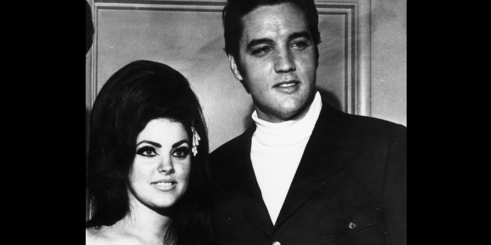 You are currently viewing Priscilla Presley’s Heavy 1960s Makeup Didn’t Change Elvis Presley’s Impression of Her: ‘To Him I Was Always a Little Girl’
