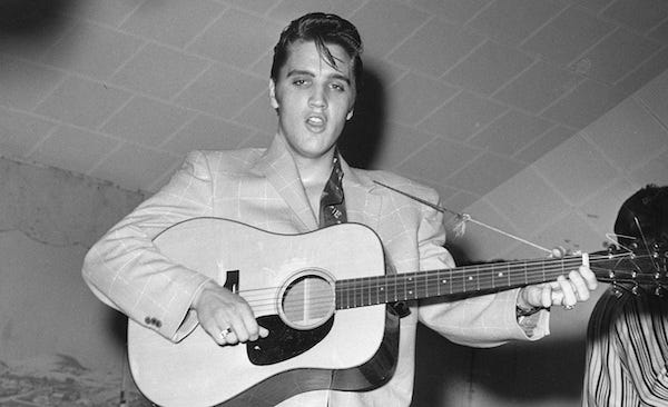 You are currently viewing Elvis Presley 2.0: AI Predicts What the King Would Look Like If He Were Alive Today