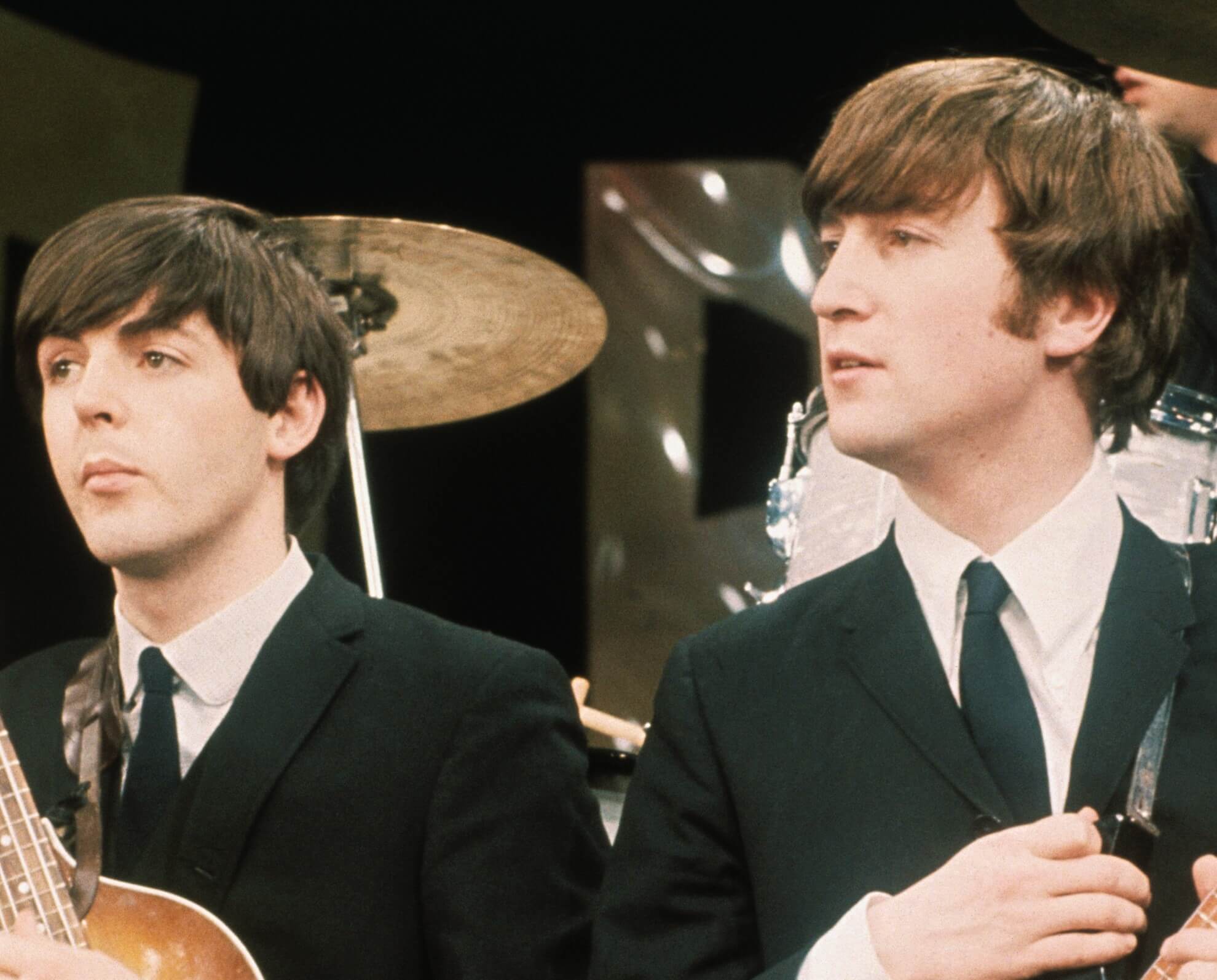 Read more about the article How The Beatles’ Producer Gave ‘Can’t Buy Me Love’ a Hook
