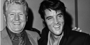 Read more about the article Vernon Presley ‘Heartbroken’ Over Elvis Presley’s Death: ‘Blessed’ to Have Him As a Son