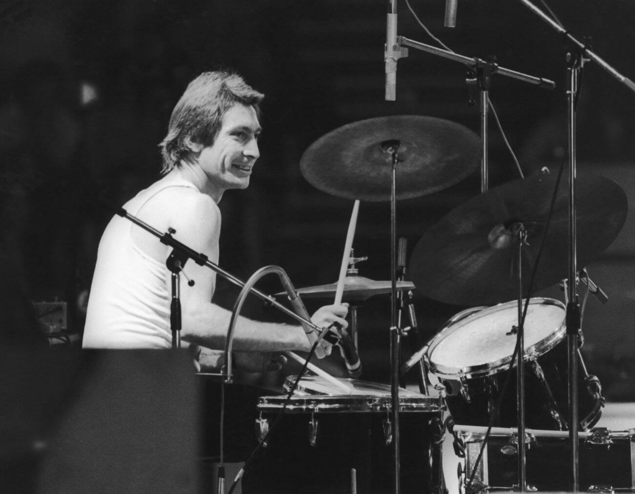 You are currently viewing Charlie Watts Walked Out While Recording a Classic Rolling Stones Song and Had to Be Replaced