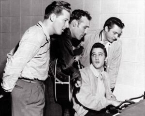 Read more about the article How Sun Records turned selling Elvis Presley for a mere $35,000 into their most profitable decision