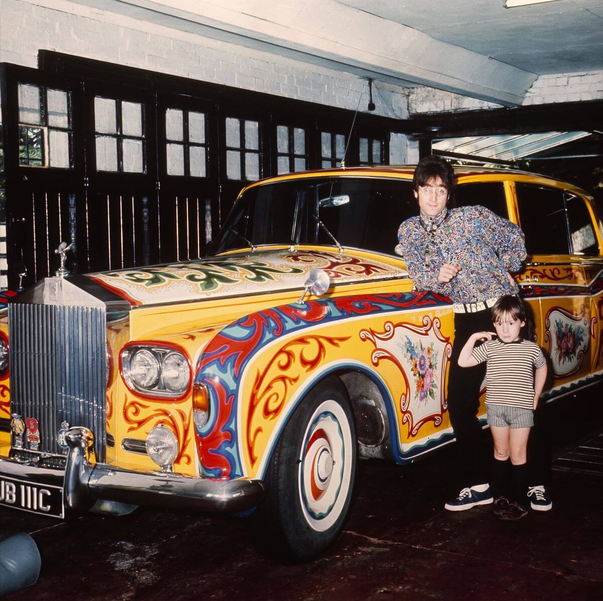 You are currently viewing A Stranger Called John Lennon a Swine for the Way He Painted His Car: ‘Like Putting Graffiti on Buckingham Palace’