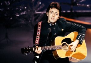 Read more about the article Paul McCartney Shared Why Showing Friends His Home Is ‘an Embarrassment’