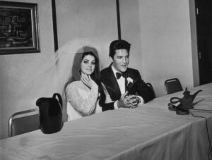 Read more about the article Priscilla Presley and the Memphis Mafia Found Elvis’ New Barber ‘Suspicious’ and Threatening