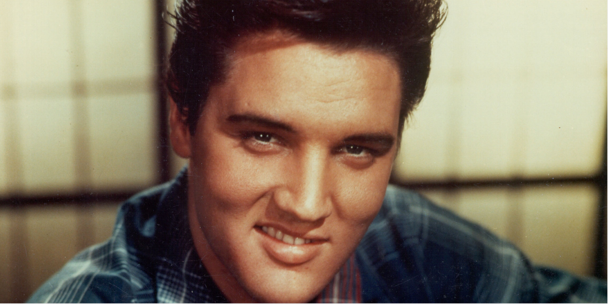 Read more about the article Elvis Presley Reportedly Engaged in Dangerous ‘Fireworks Wars’ Claims Cousin