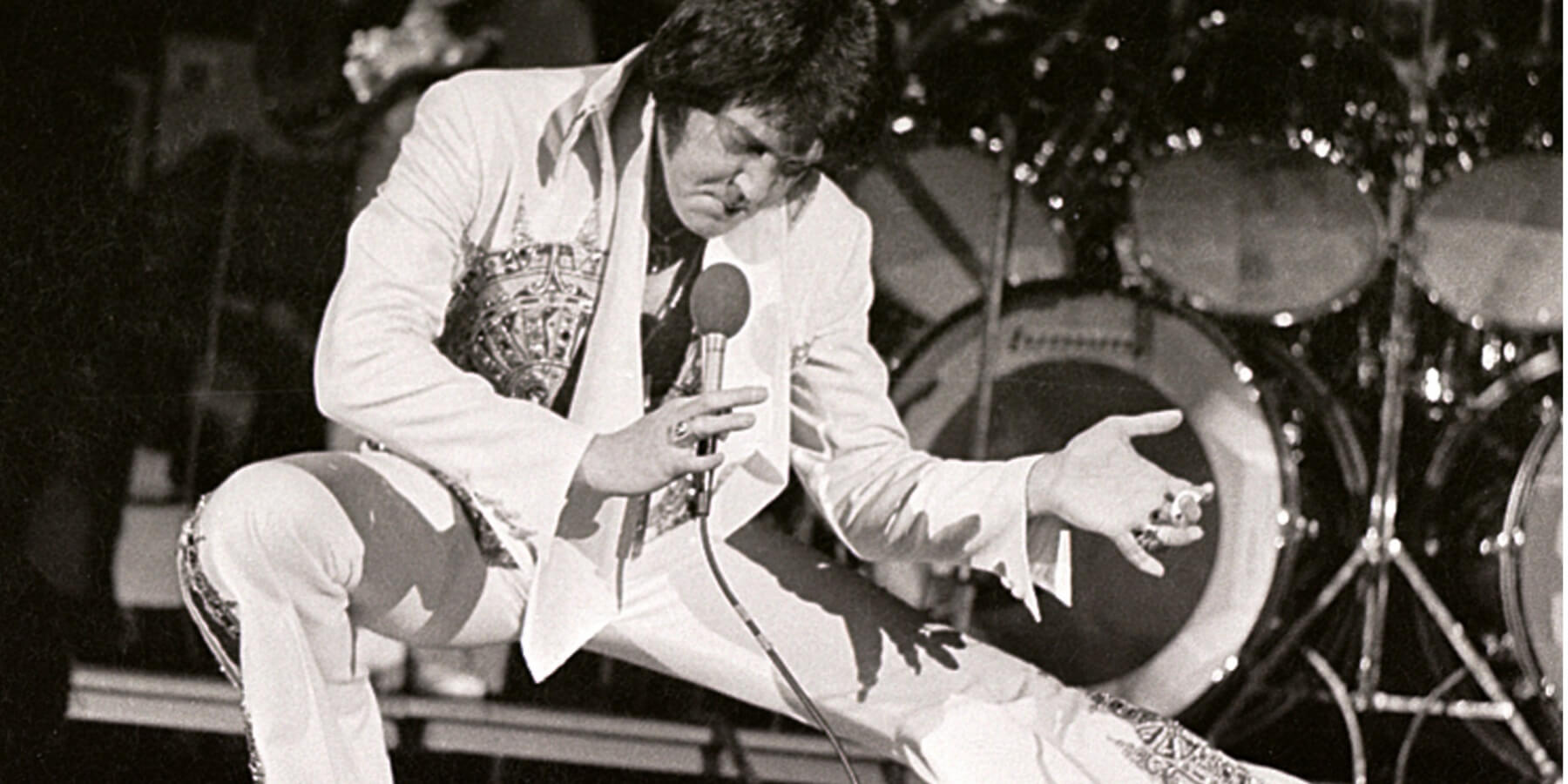 You are currently viewing Elvis Presley’s Cousin Says He Was ‘Hurt’ By Dark Secrets Revealed in Tell-All Book, ‘Elvis: What Happened’