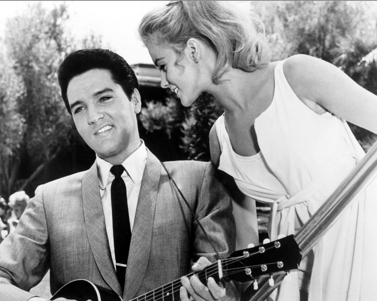 You are currently viewing Elvis Presley and Ann-Margret Sang This Song Together Like Cats