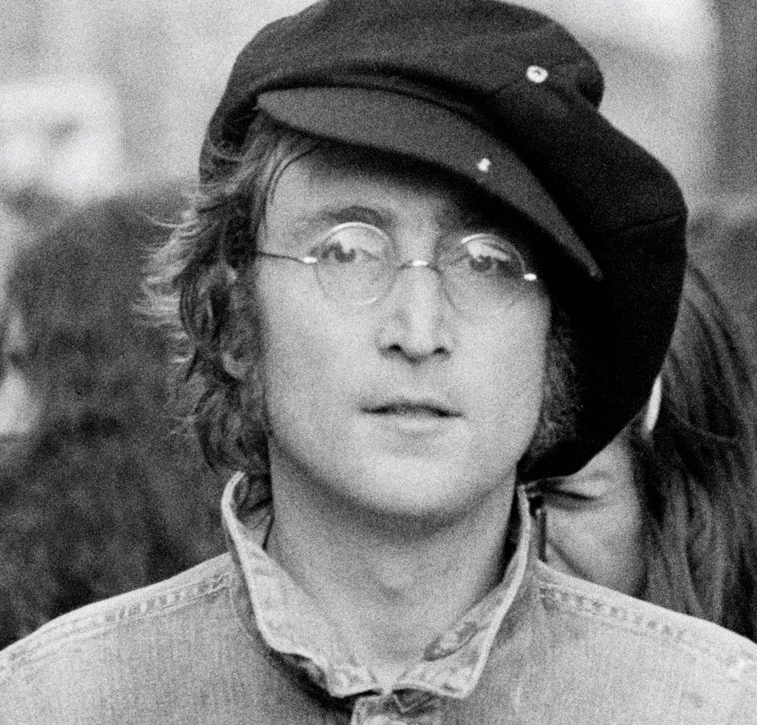 You are currently viewing Why John Lennon Stopped Caring About Having Hits