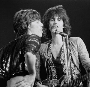 Read more about the article Why Mick Jagger and Keith Richards Once Had Writing Credits on The Verve’s ‘Bitter Sweet Symphony’