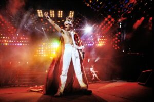 Read more about the article They Want it All: Freddie Mercury collection smashes expectations at Sotheby’s
