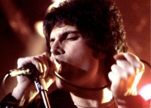 Read more about the article Listen to Queen’s Freddie Mercury’s mercurial isolated vocals on ‘Somebody To Love’