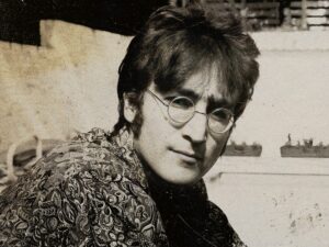 Read more about the article The Beatles song John Lennon was “bitterly ashamed of”