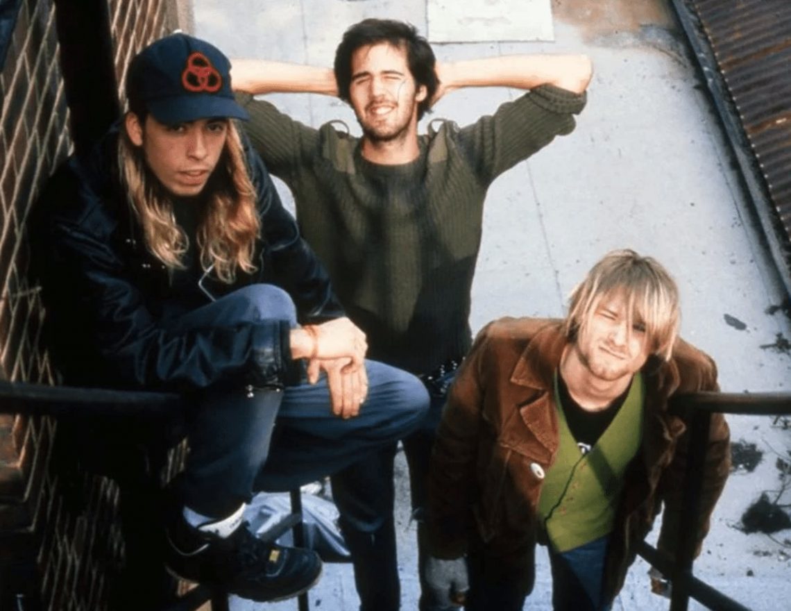 You are currently viewing Dave Grohl says Nirvana were “living in squalor” before ‘Nevermind’