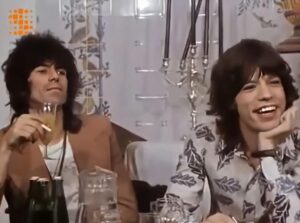 Read more about the article Mick Jagger and Keith Richards act like an old married couple in rare interview footage from 1973