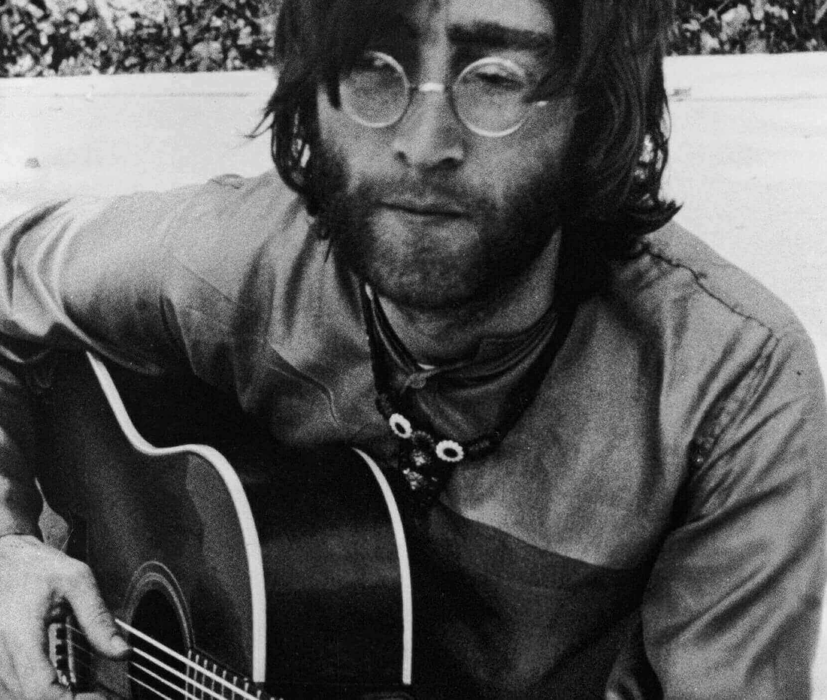 Read more about the article Why John Lennon Stopped Caring About Having Hits