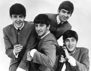 Read more about the article What Was the Last Song The Beatles Played In Their Final Concert?