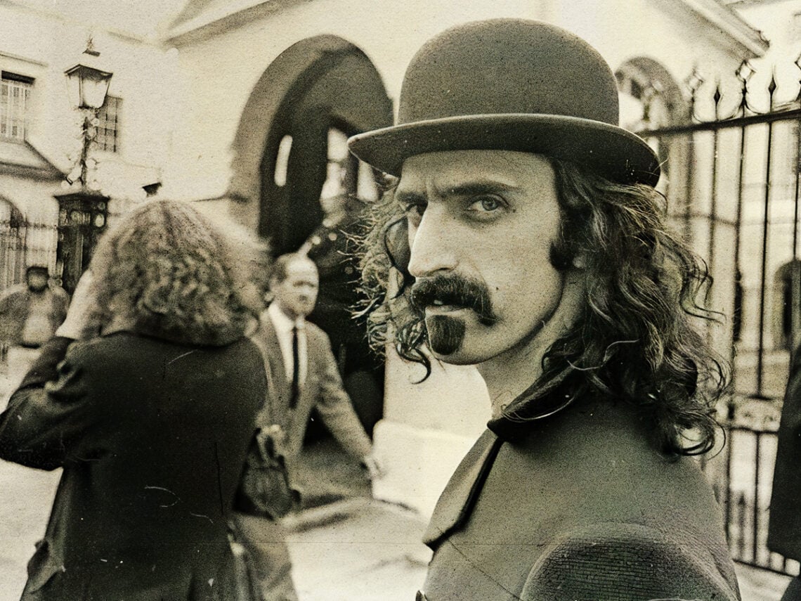 You are currently viewing The Beatles or The Stones: Who did Frank Zappa prefer?
