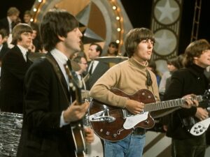 Read more about the article Why Paul McCartney Played the ‘Taxman’ Guitar Solo Instead of George Harrison