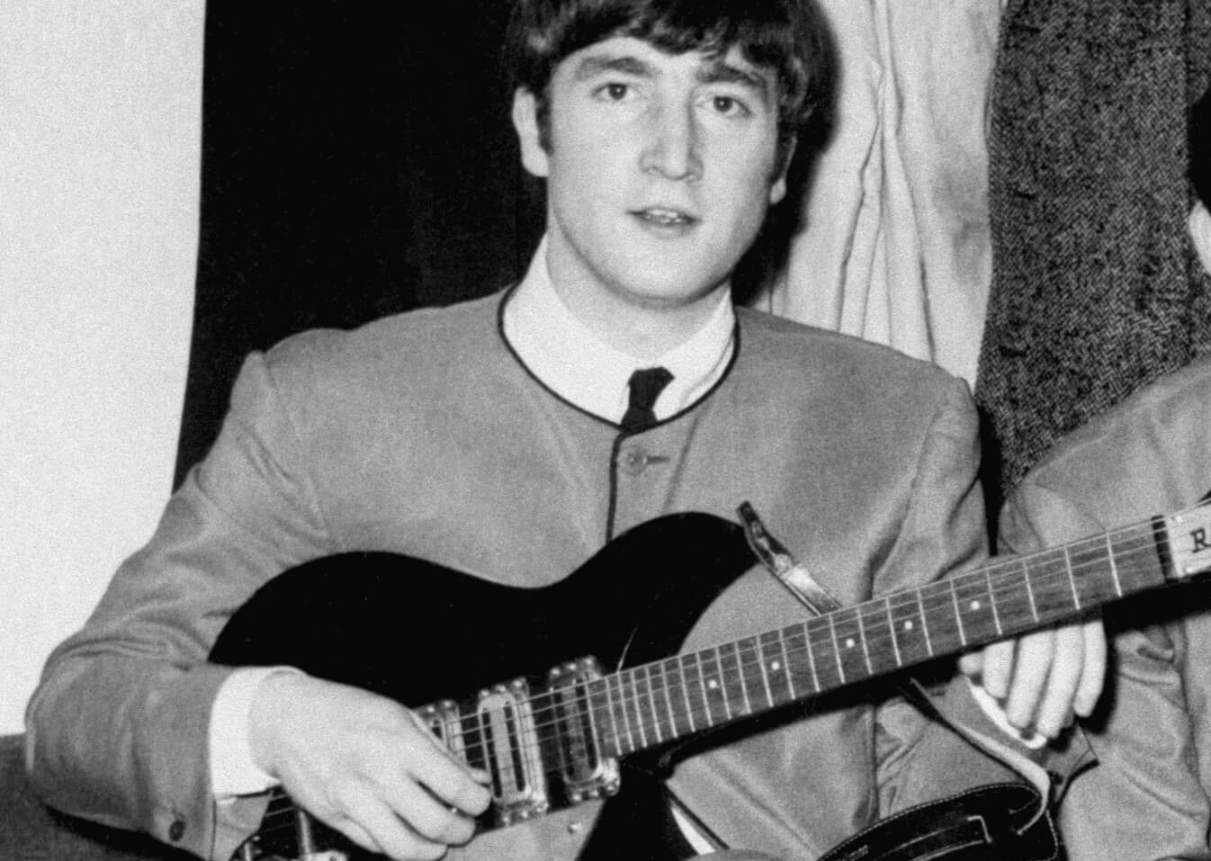 Read more about the article Paul McCartney Said John Lennon ‘Doesn’t Get Enough Credit’ for The Beatles’ ‘I Am the Walrus’