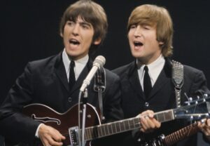 Read more about the article John Lennon Loved a Song George Harrison Produced For Another Group