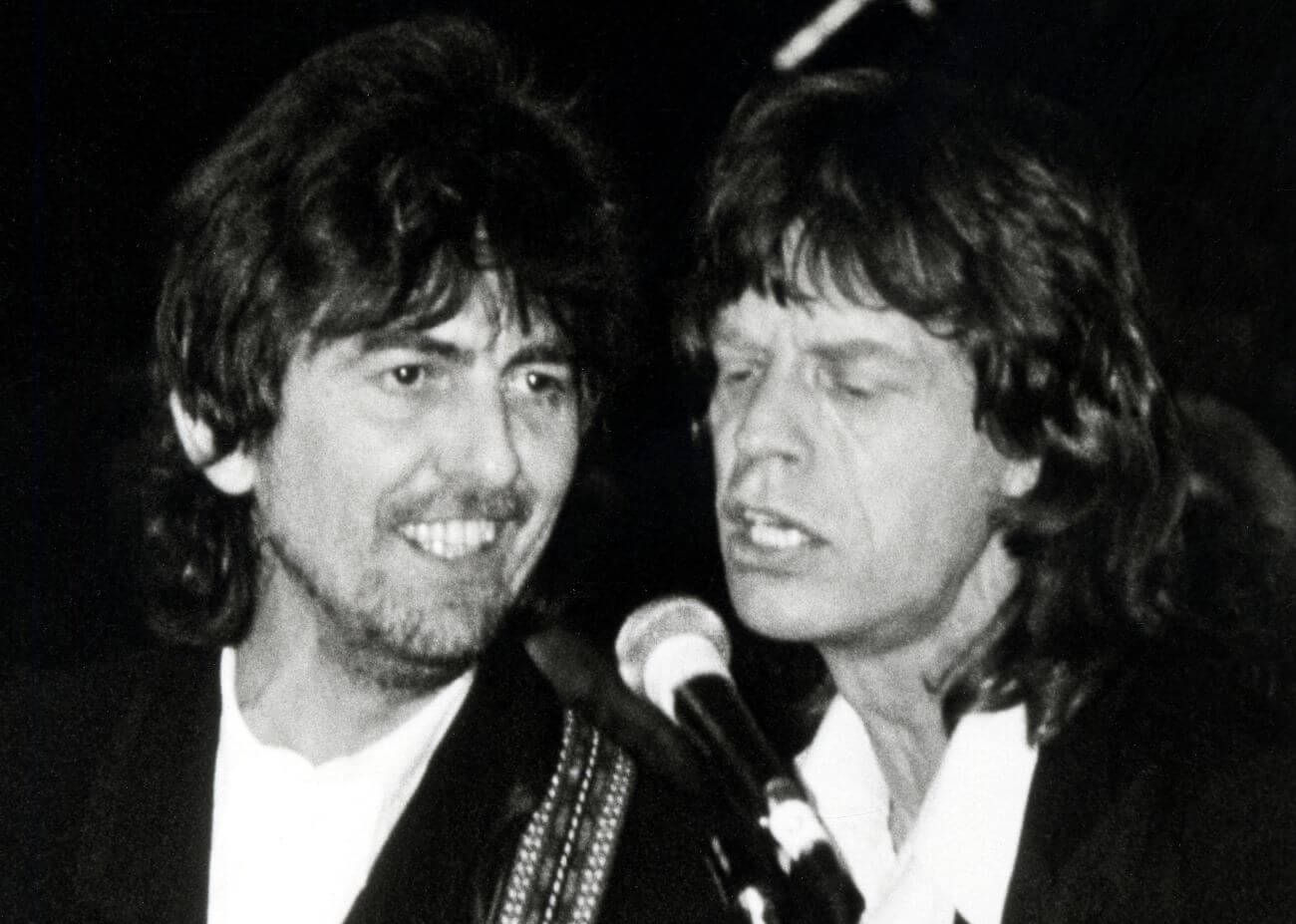 You are currently viewing George Harrison and Mick Jagger Had No Interest in Led Zeppelin’s Debut Album