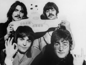Read more about the article George Harrison Said ‘Crap Music’ He ‘Hated’ Influenced The Beatles’ ‘Yellow Submarine’