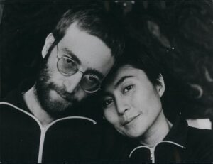 Read more about the article The songs John Lennon wrote about Yoko Ono