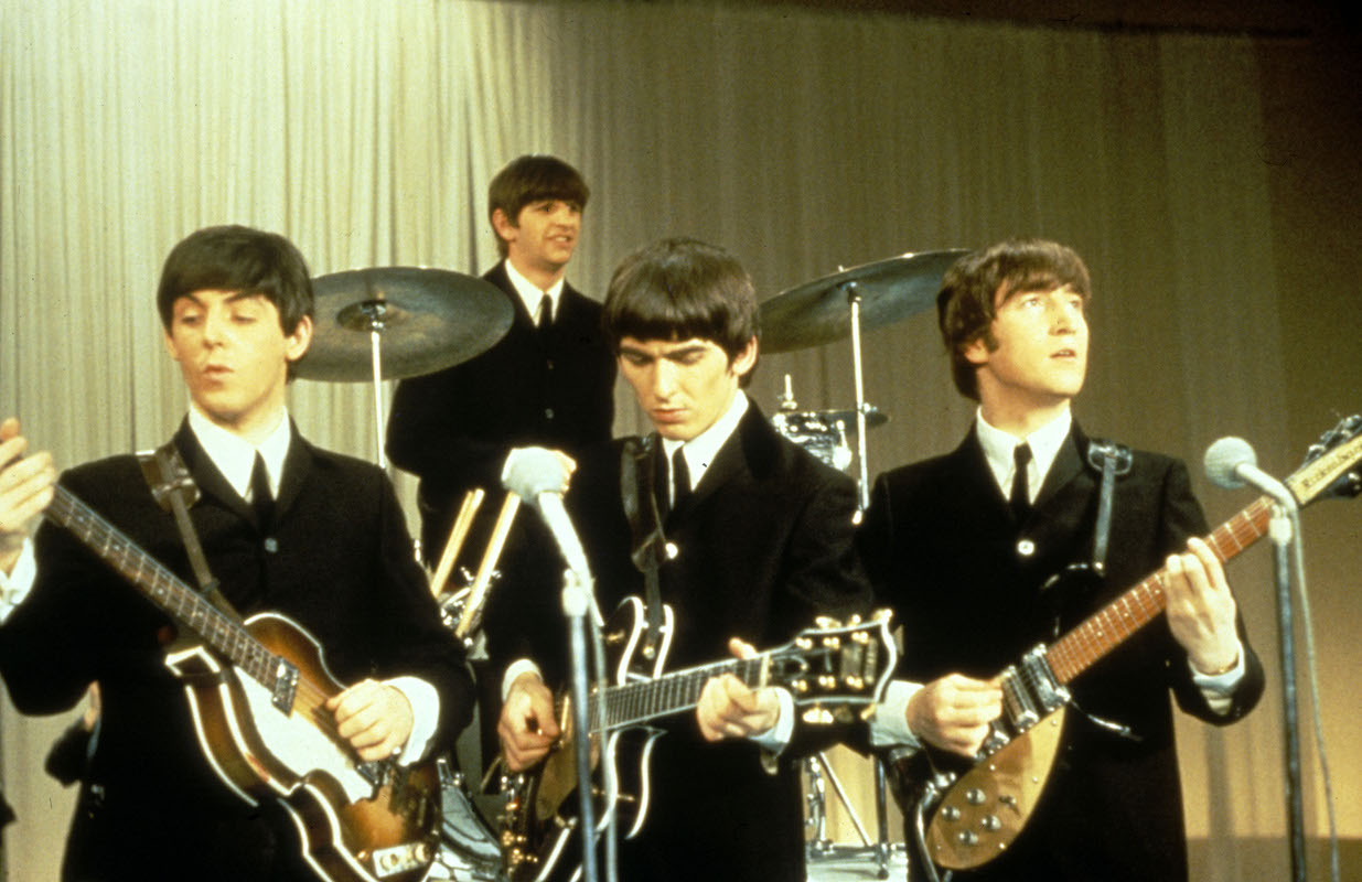 You are currently viewing 2 Beatles Were ‘a Calming Influence’ on John Lennon, Historian Says