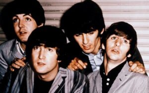 Read more about the article The No. 1 Beatles Hit John Lennon Said He Wrote ‘in My Fat Elvis Period’