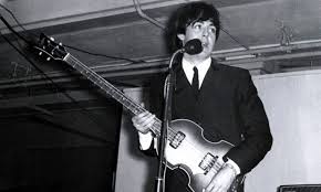 You are currently viewing Watch Paul McCartney write The Beatles’ song ‘Helter Skelter’ on acoustic, 1968