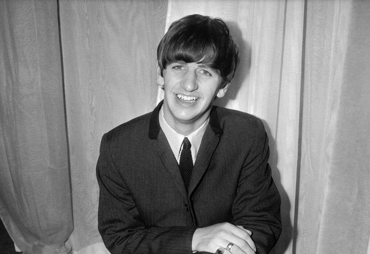You are currently viewing Ringo Starr’s Early Attempts at Flirting Often Had Girls Telling Him to ‘Piss Off’