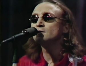 Read more about the article Relive John Lennon’s final TV performance in 1975 singing ‘Imagine’