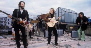 Read more about the article Relive The Beatles’ Surprise Final Concert, Performed On A Rooftop On This Day In 1969 [Video/Audio]