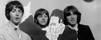 You are currently viewing The Whimsical Meaning Behind The Beatles’ “Yellow Submarine” Differed Greatly from the Tune’s Gloomy Beginnings—Brought by John, Not Paul