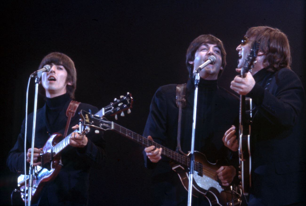 You are currently viewing George Harrison and John Lennon Wouldn’t Let Anyone Insult Paul McCartney but Them