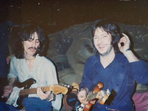 Read more about the article The moment John Lennon asked Eric Clapton to replace George Harrison in The Beatles