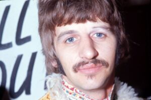 Read more about the article The ‘Get Back’ scene Ringo Starr found “emotional to watch”