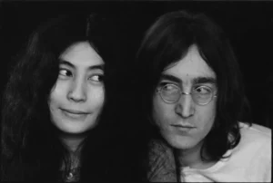 Read more about the article Yoko Ono ‘Felt Bad’ About the Way John Lennon Talked About His 1st Wife in Front of Her